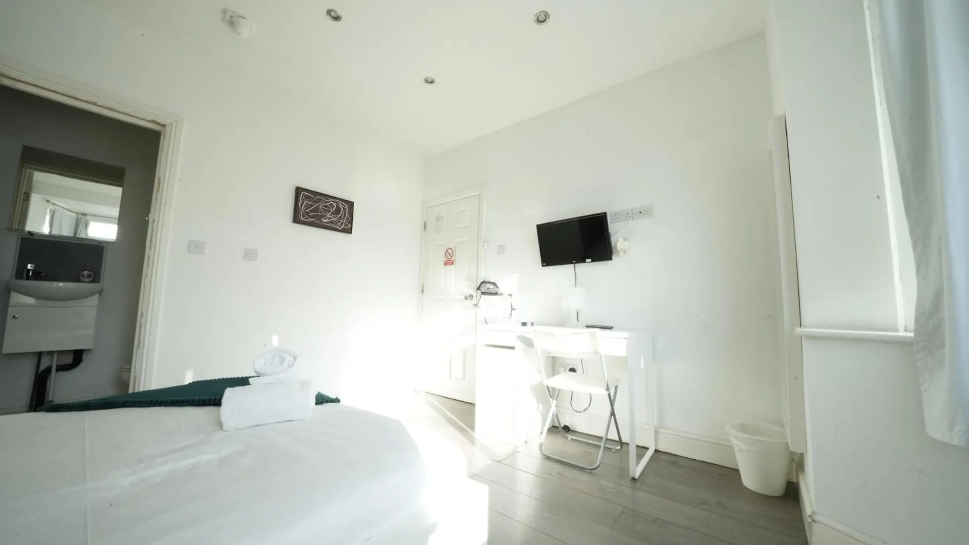 Habitación en casa particular Grand Airport Ensuites Harmondsworth