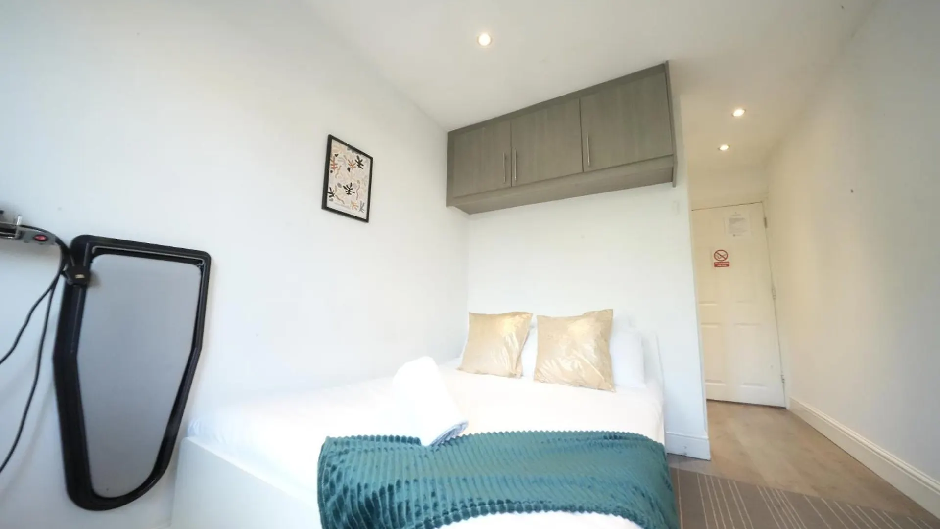Grand Airport Ensuites Harmondsworth